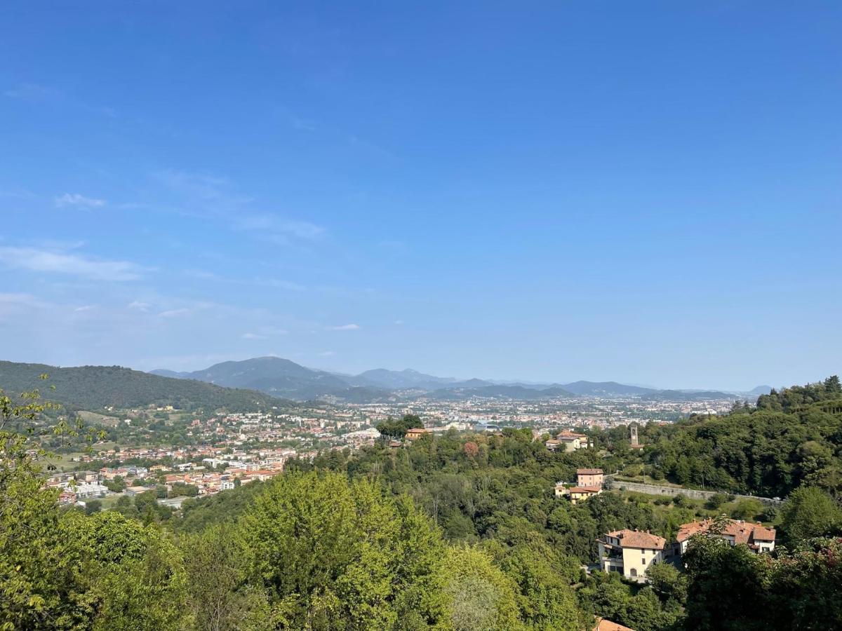 Foresteria Antica Bastia B&B Bergamo Bagian luar foto