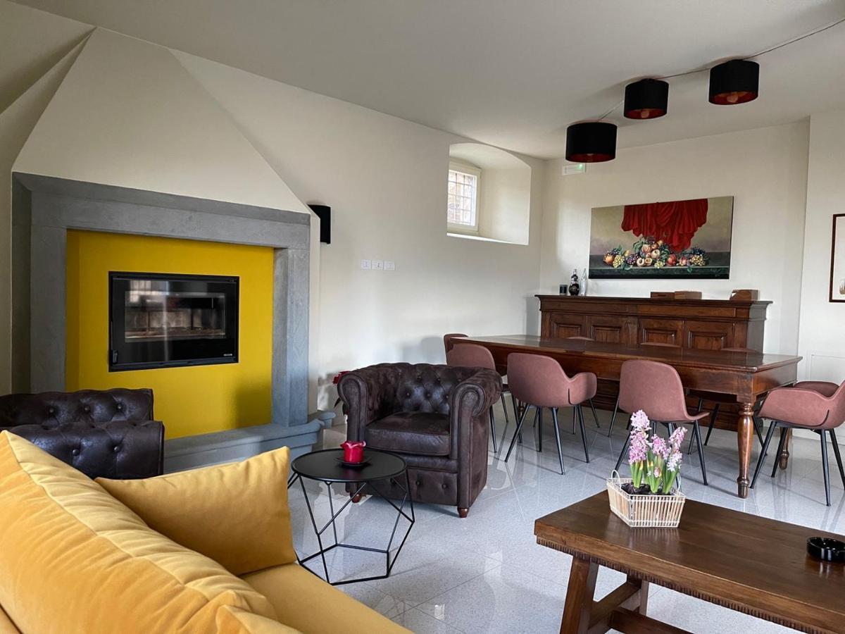 Foresteria Antica Bastia B&B Bergamo Bagian luar foto